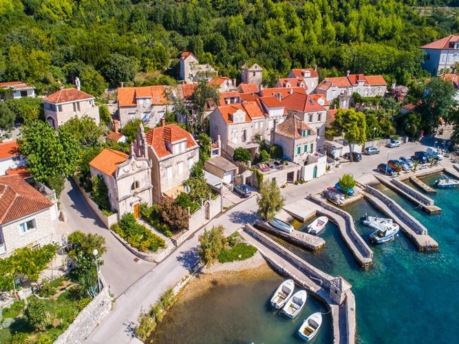 Peljesac uz plažu