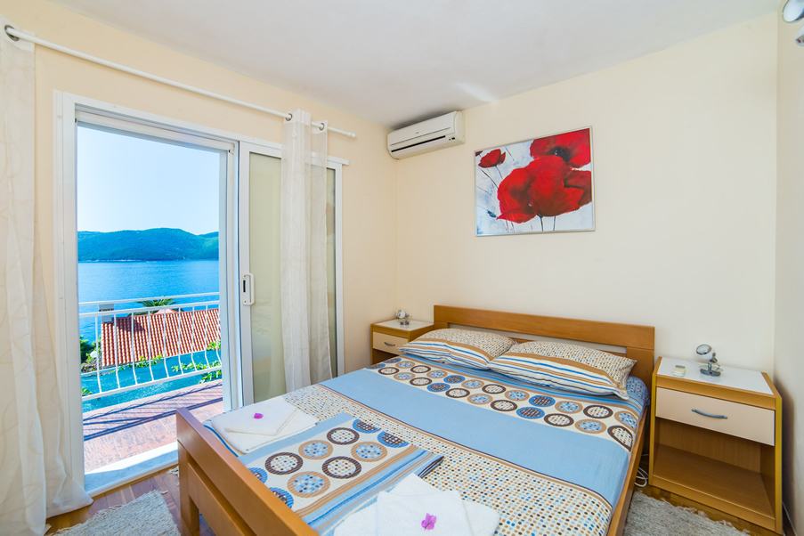 Peljesac Apartment